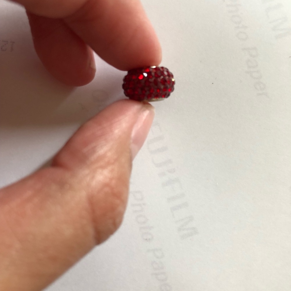 Red charm